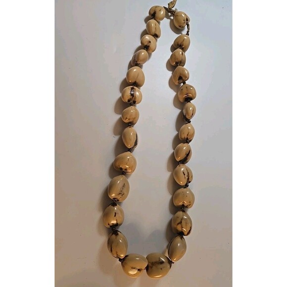 Hawaiian Ivory Color Kukui Nut Lei Luau Bead Necklace - Picture 4 of 4
